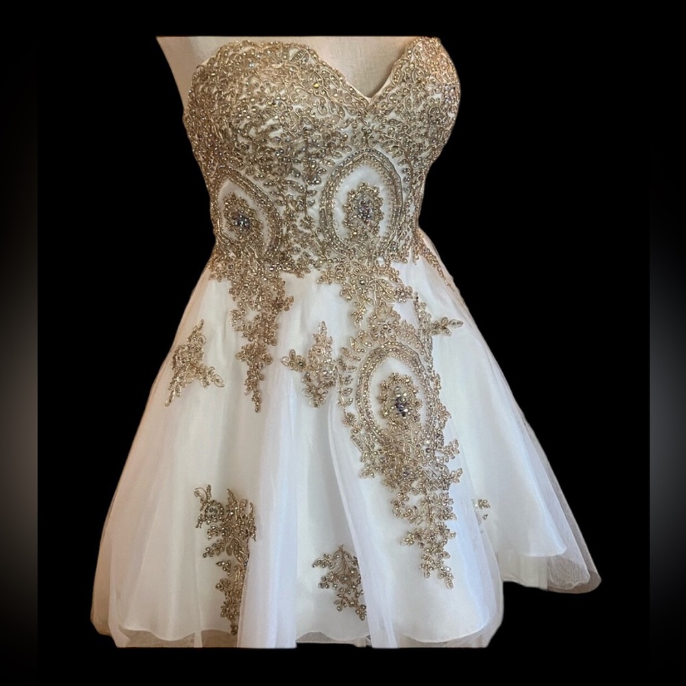 XL- Dancing Queen- Champagne Gold Tulle Beaded Formal Prom Wedding Dress